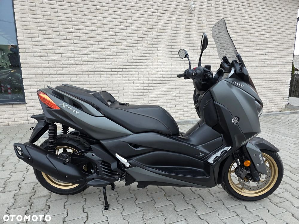 Yamaha X-max - 8