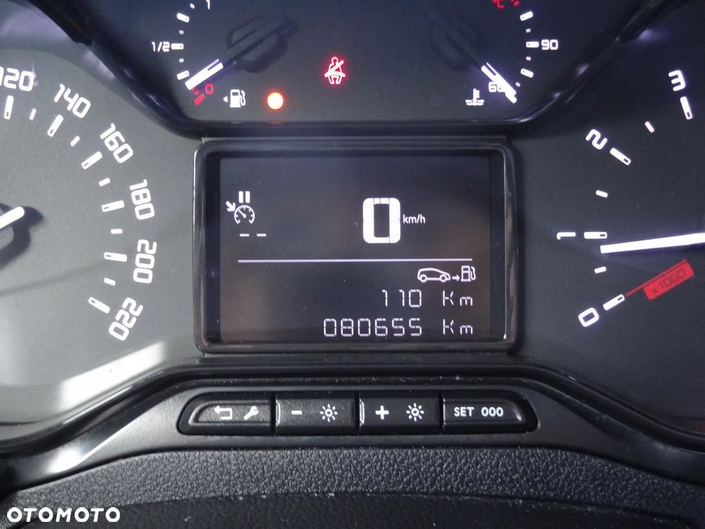 Peugeot Partner Proace City 3 osobowy - 21