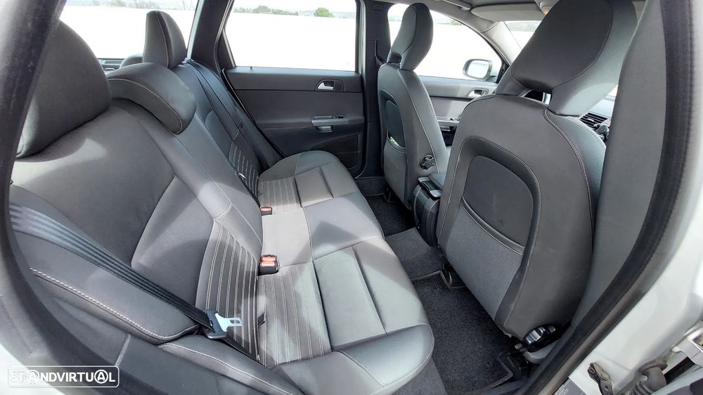 Volvo V50 1.6D - 12