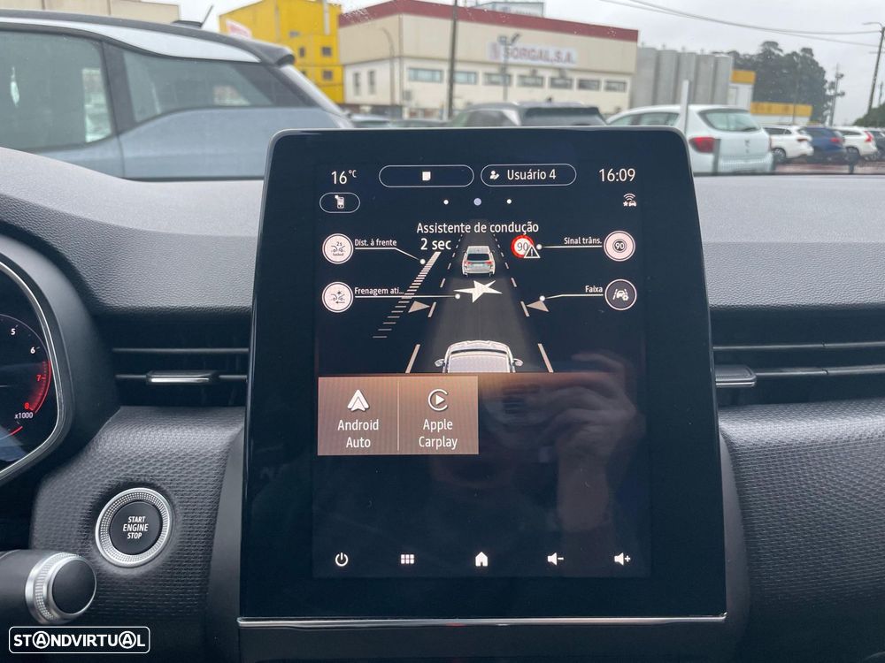 Renault Clio 1.0 TCe Techno - 24