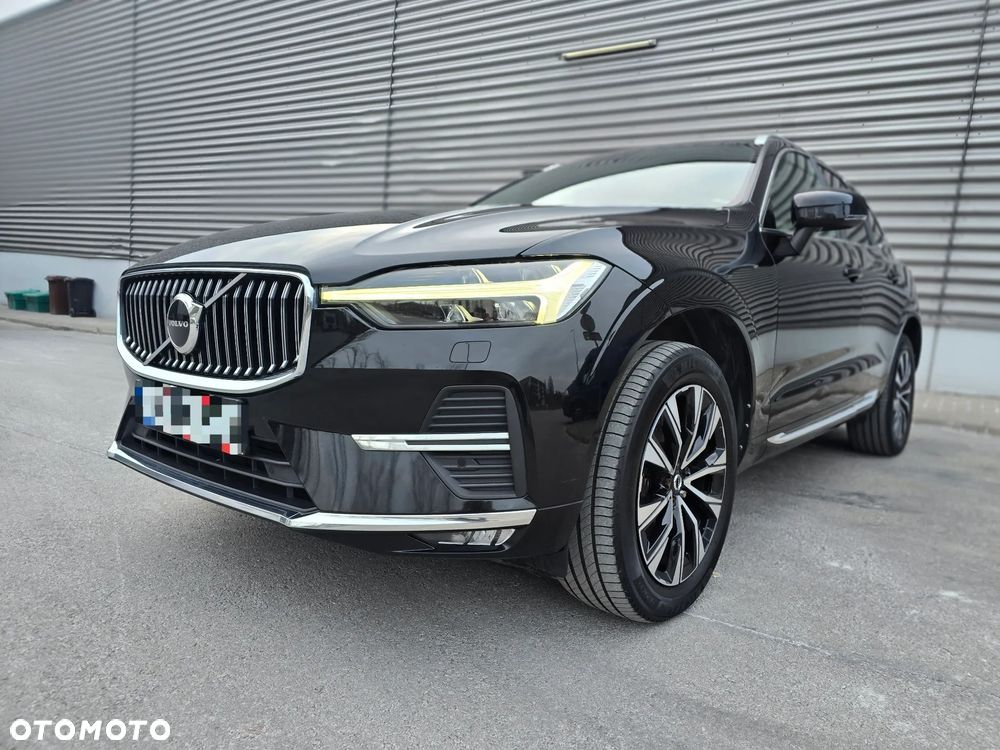 Volvo XC 60 B4 D AWD Plus Bright - 2