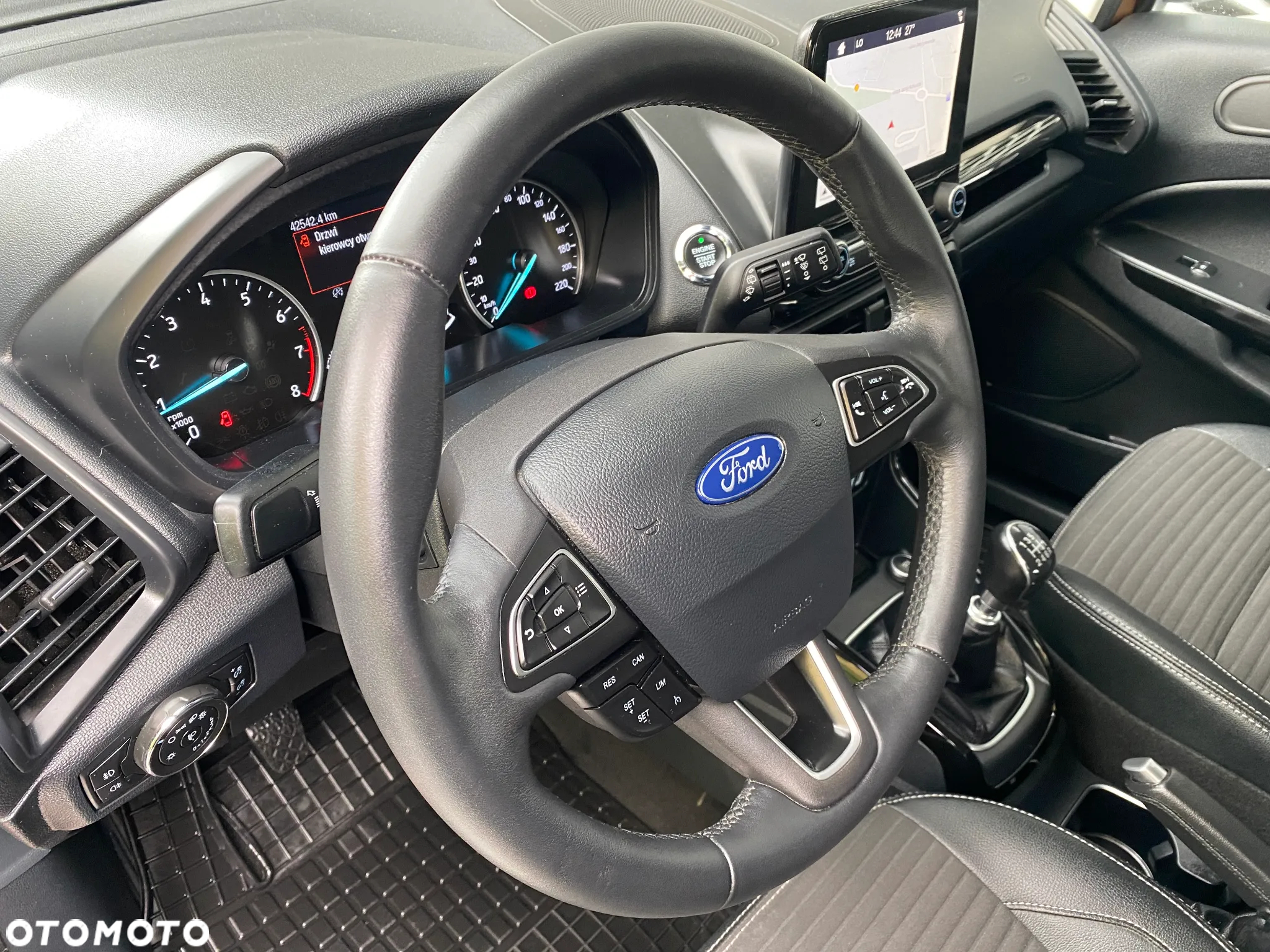 Ford EcoSport 1.0 EcoBoost TITANIUM X - 19