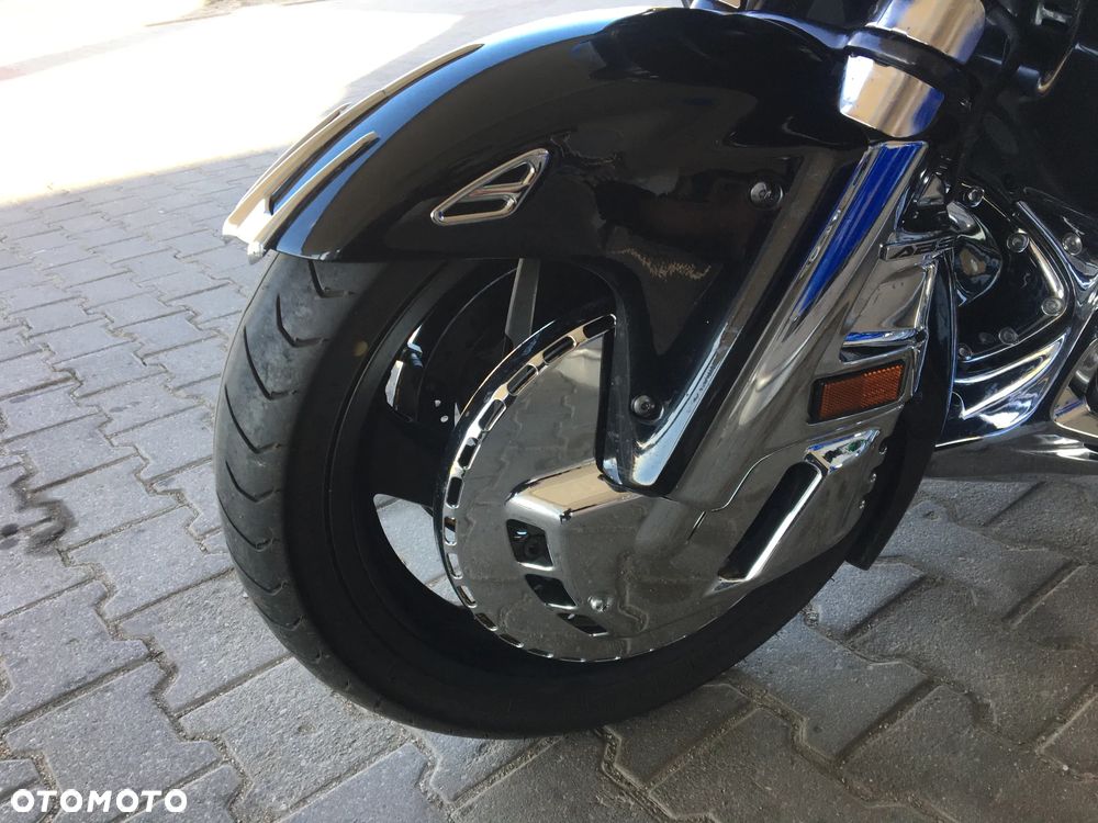 Honda GL - 11