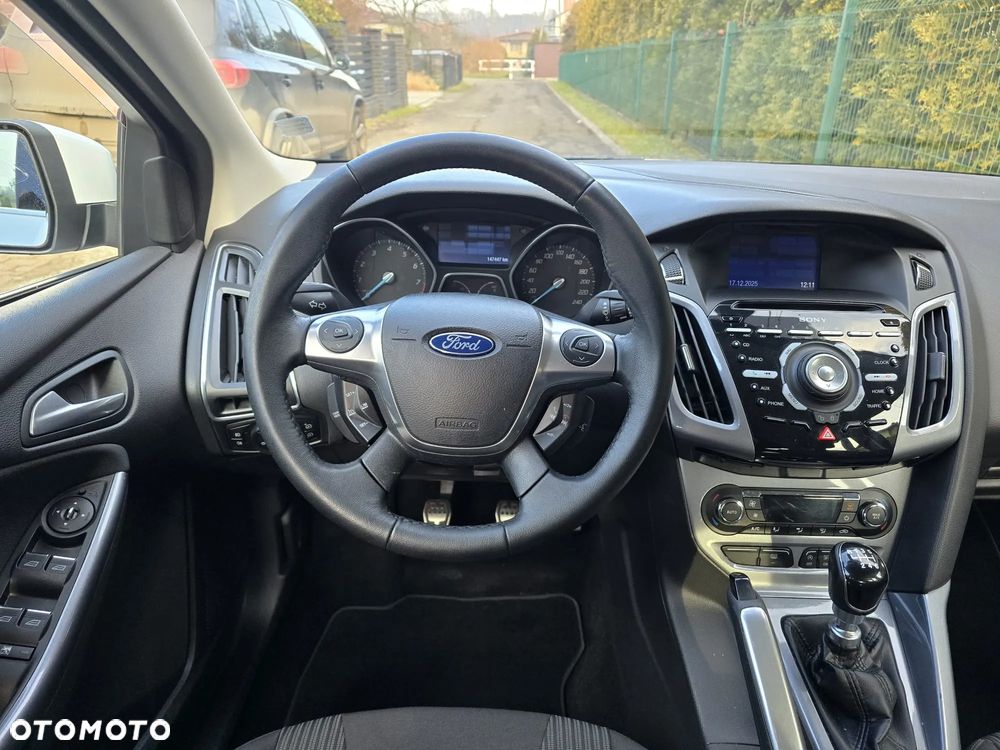 Ford Focus 1.0 EcoBoost Titanium - 29