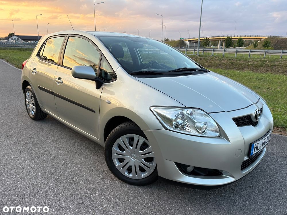 Toyota Auris 1.6 VVT-i Premium MM - 8