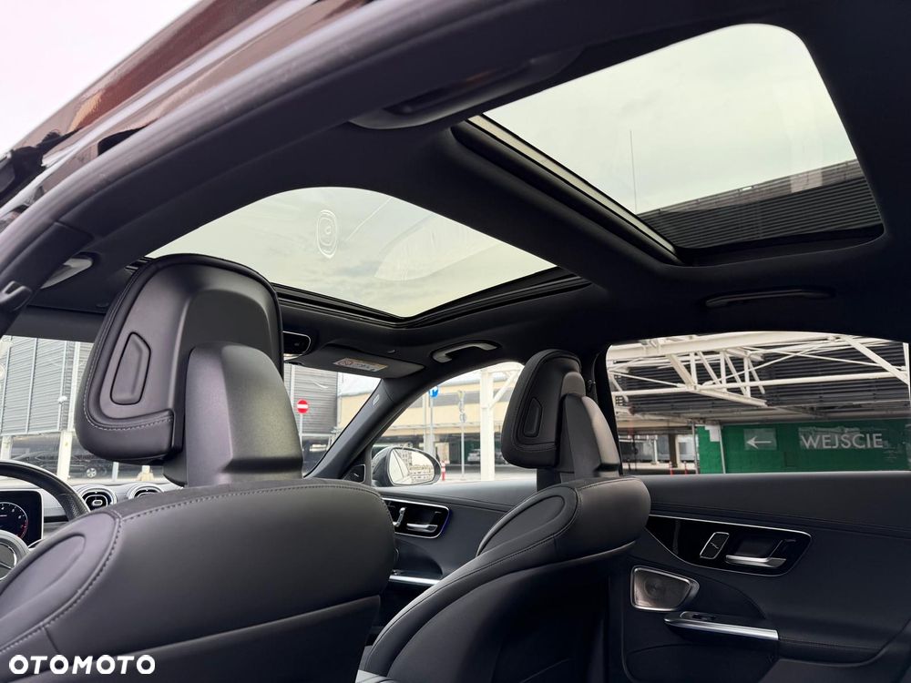 Mercedes-Benz Klasa C 300 4MATIC 9G-TRONIC - 22