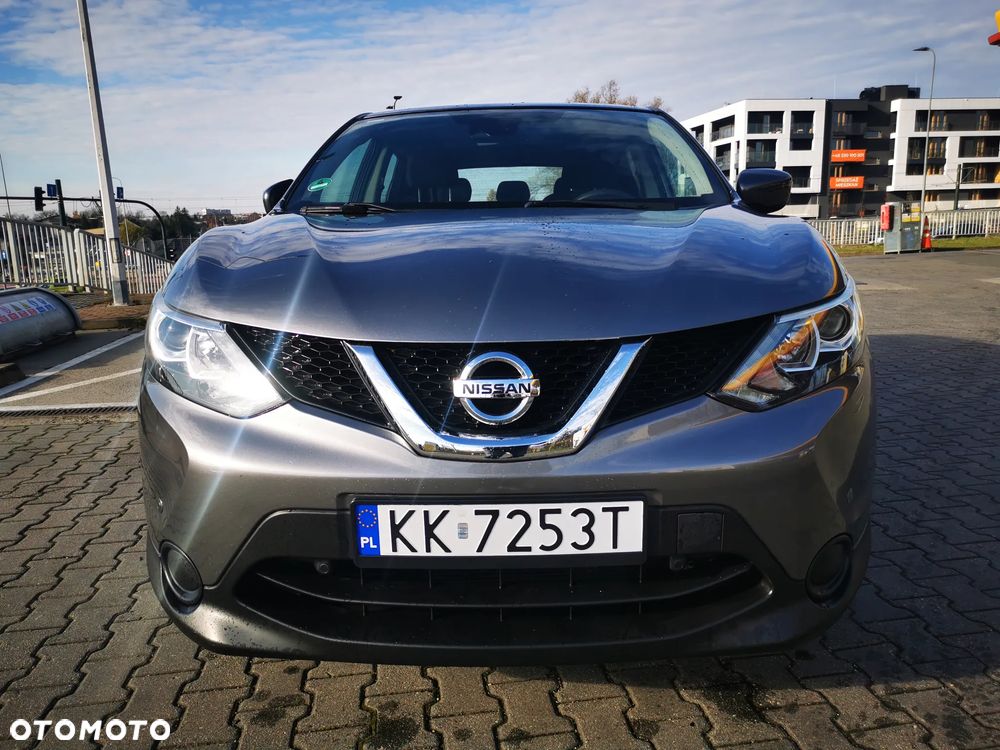 Nissan Qashqai 1.2 DIG-T N-Vision - 6
