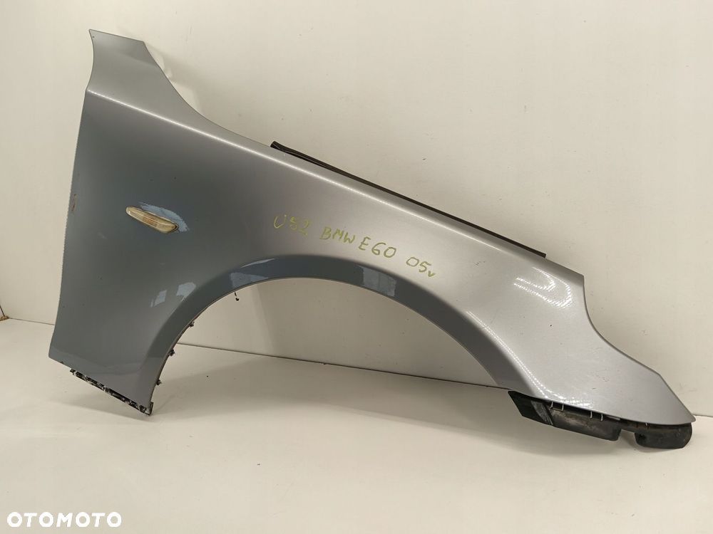 BŁOTNIK PRAWY PRZEDNI BMW 5 E60 E61 03-10 - 2