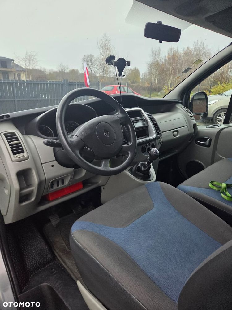 Renault Trafic - 15