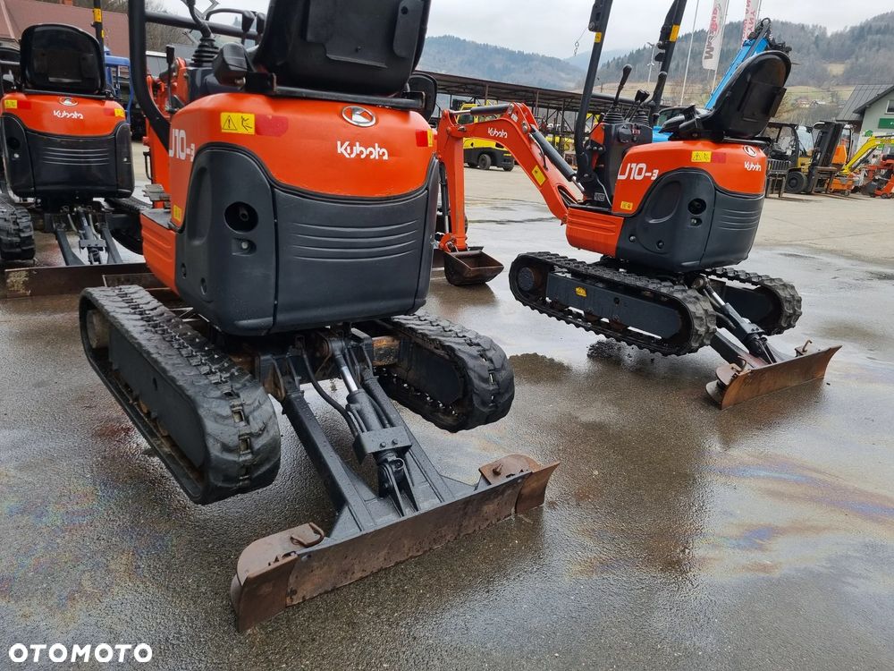 Kubota U10 Minikoparka Japońska 1.1tony. HURT! z Norwegii każda sztuka IGŁA! Zero śladów zużycia ładny stan gąsienic. Rok od 2015 do 2019. Jedna cena! Silnik 3 cylindry. Minikoparki sprowadzone z Norwegii. Rozsuwane Podwozia. Szybka Wolna jazda. Wyjscia dodatkowe na młot lub wiertnice. Serwisowane w DEKRA. Okazja do wyczerpania zapasów!  Zero luzów czy wycieków. Maszyny Pochodzą z dużej szkółki roślinnej. Potężna moc. Wersja Norweska - 19