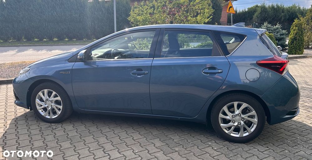 Toyota Auris - 13