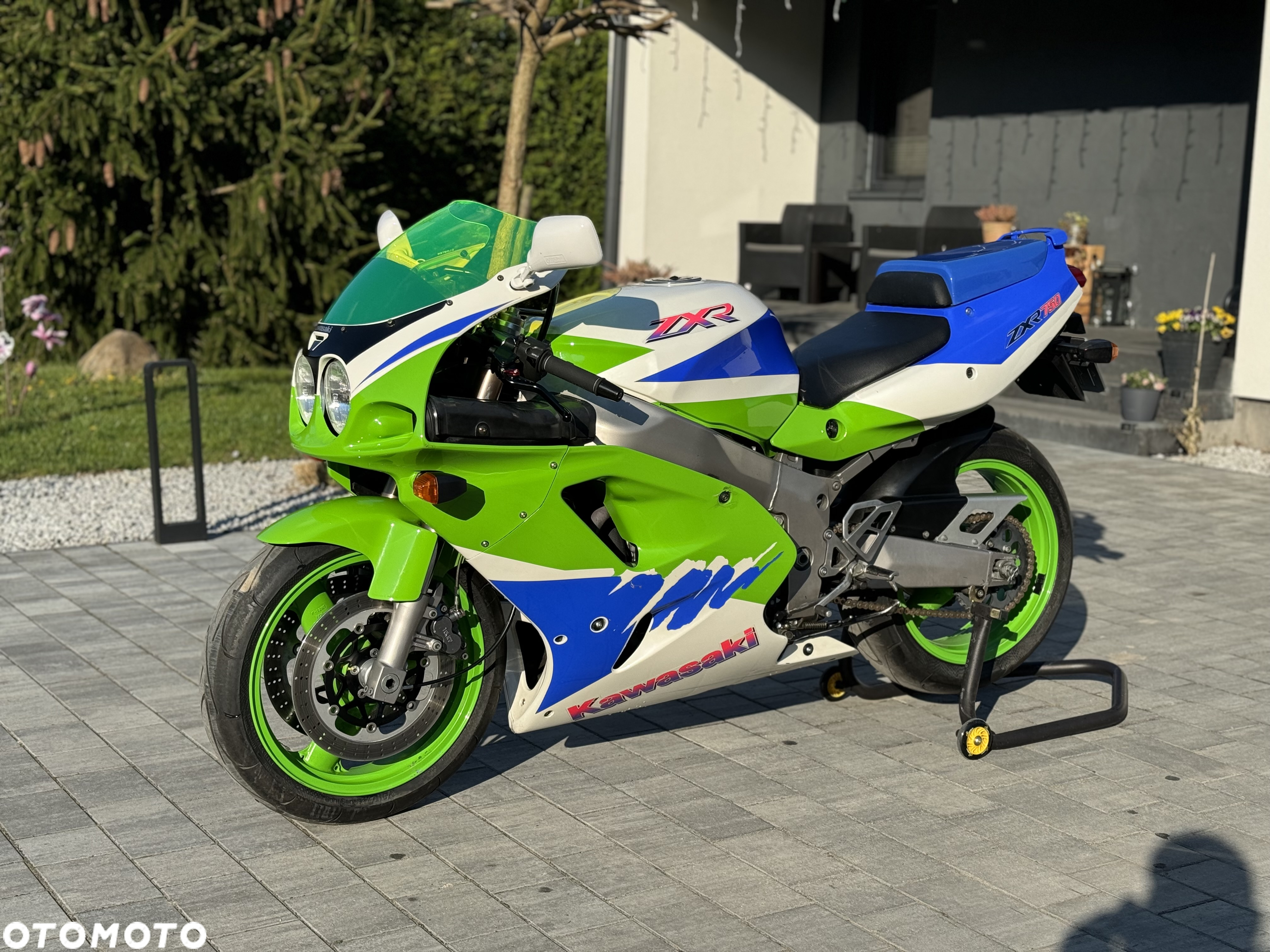 Kawasaki ZXR - 25