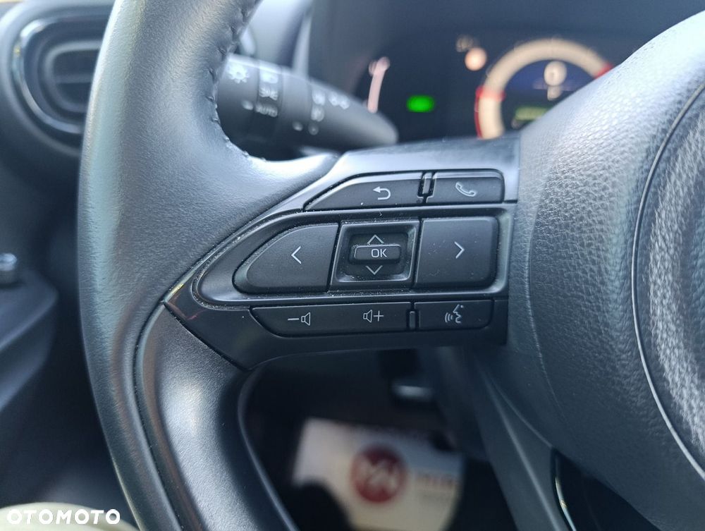 Toyota Yaris Hybrid 1.5 Style - 19