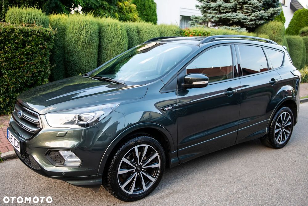 Ford Kuga 1.5 EcoBoost 2x4 ST-Line - 11