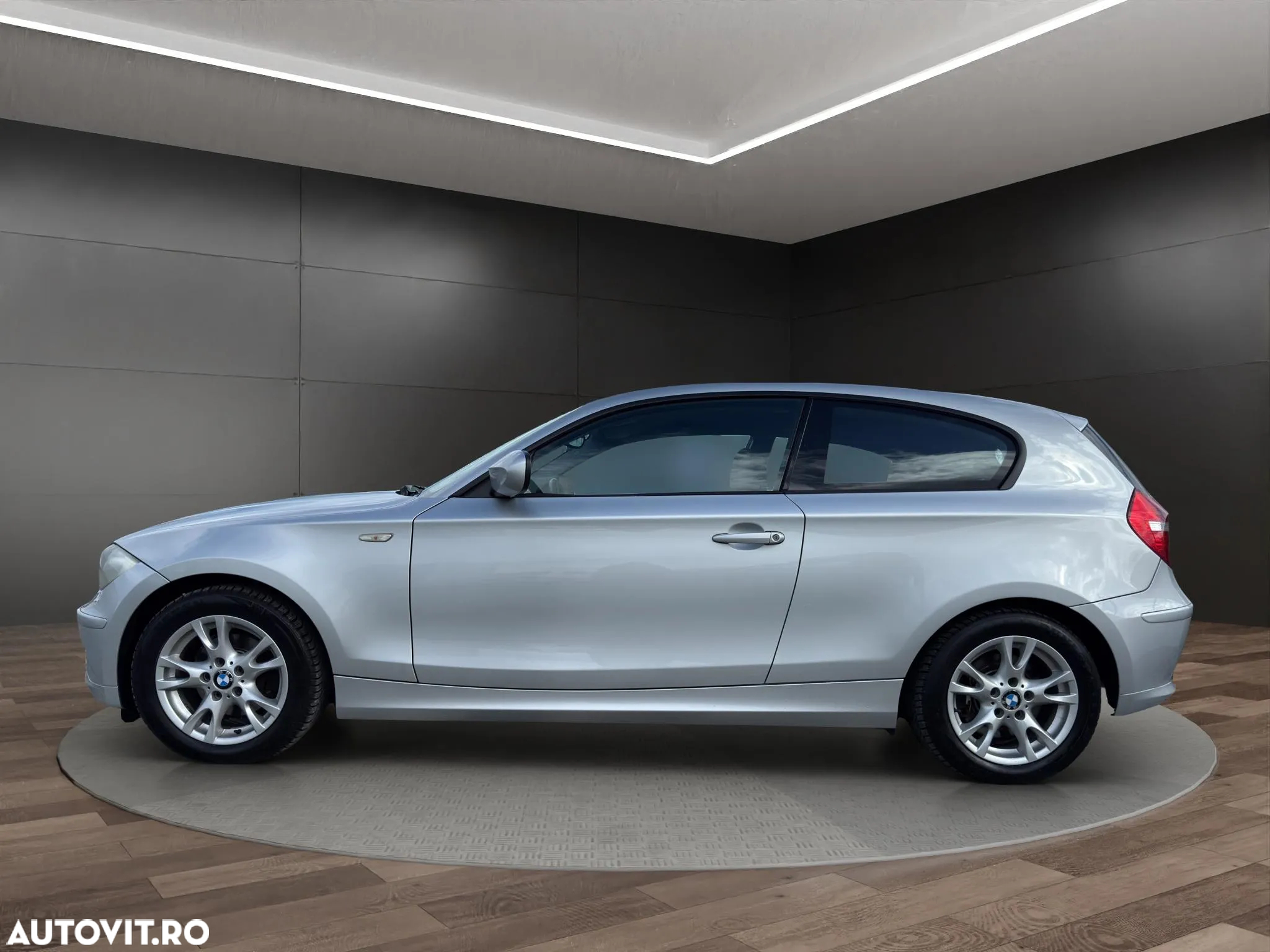 BMW Seria 1 118d DPF - 16