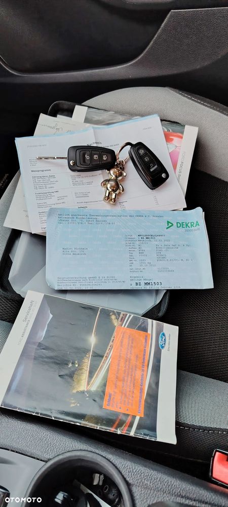 Ford Focus 1.0 EcoBoost Start-Stopp-System Champions Edition - 32