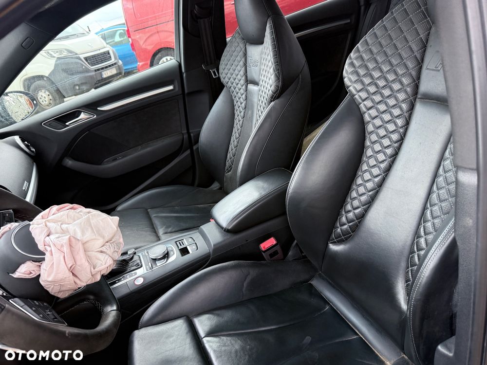 Audi RS3 Sportback 2.5 TFSI Quattro S tronic - 17