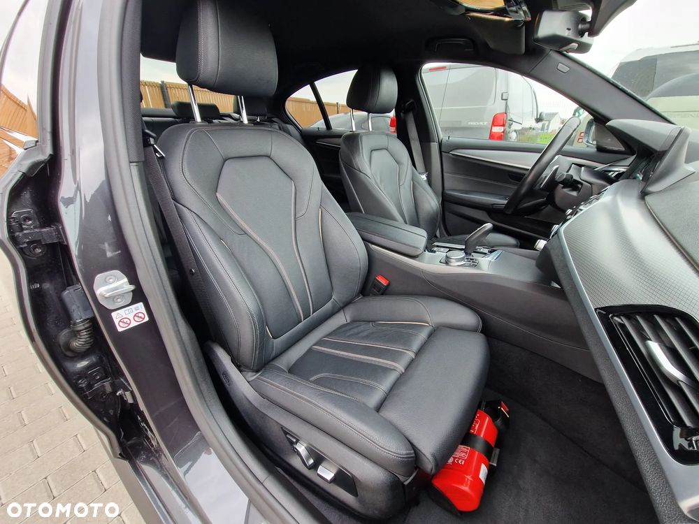 BMW Seria 5 530i GPF M Sport sport - 7
