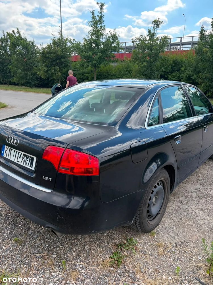 Audi A4 Limousine 1.8T - 8