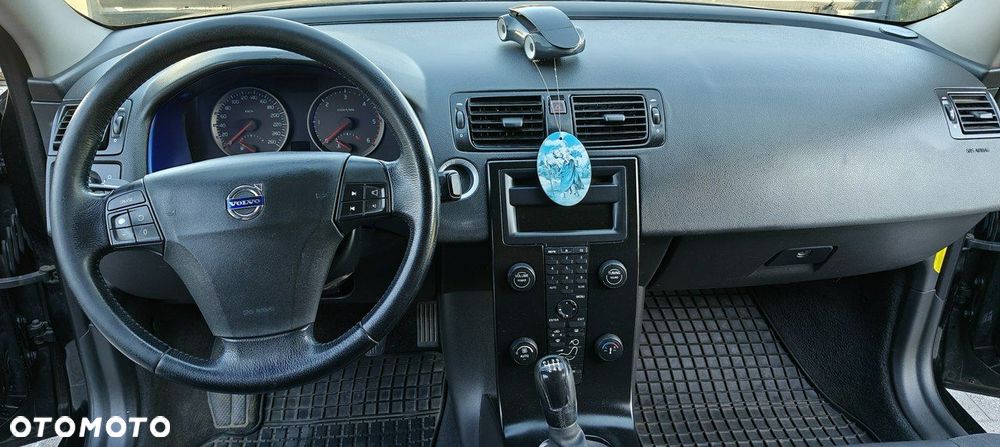 Volvo V50 - 10