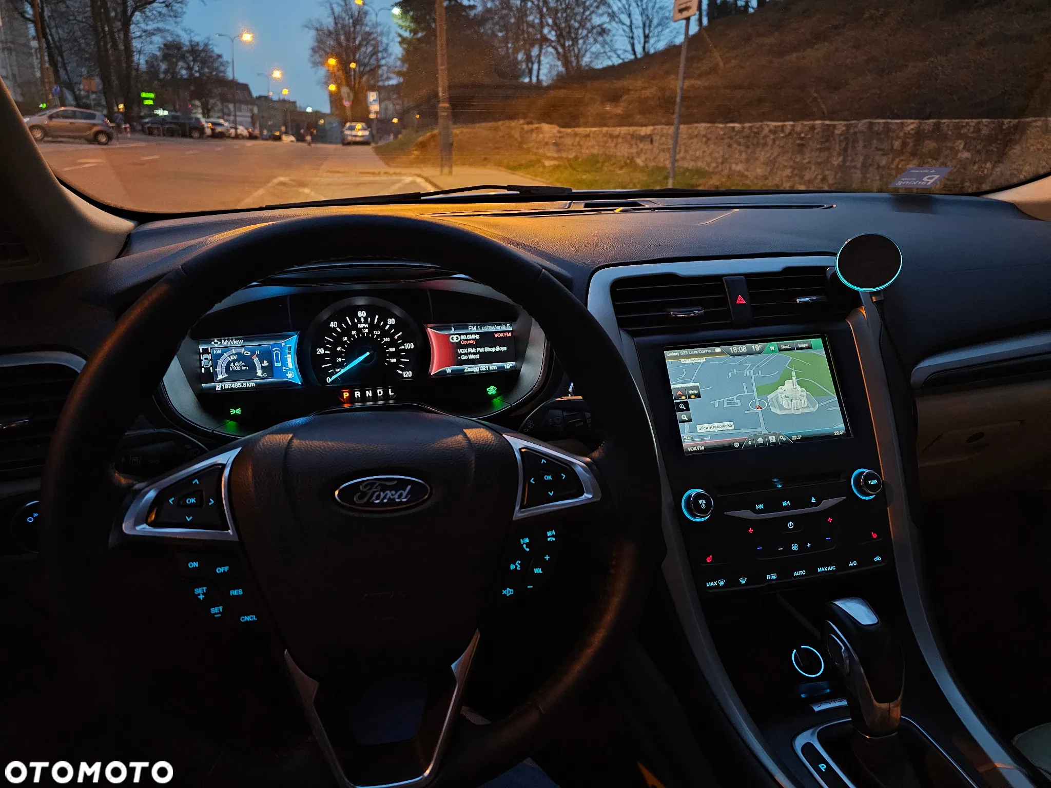 Ford Mondeo - 11