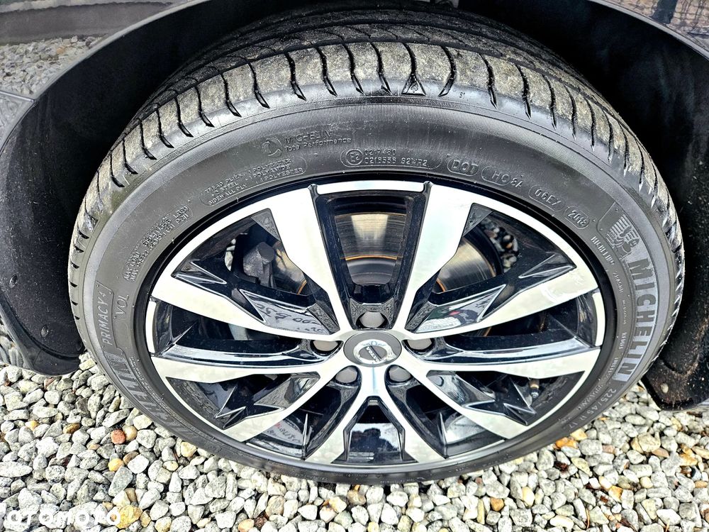 Volvo V40 T2 Linje Svart - 22