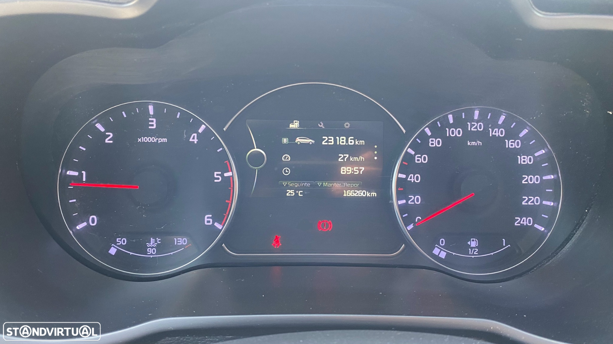 Kia Carens 1.7 CRDi ISG TX - 38