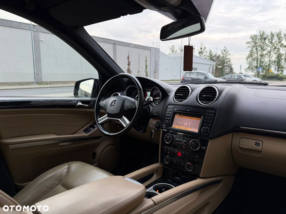 Mercedes-Benz GL 350 CDI - 26
