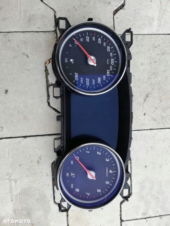 LICZNIK MERCEDES E KLASA W213 - 1