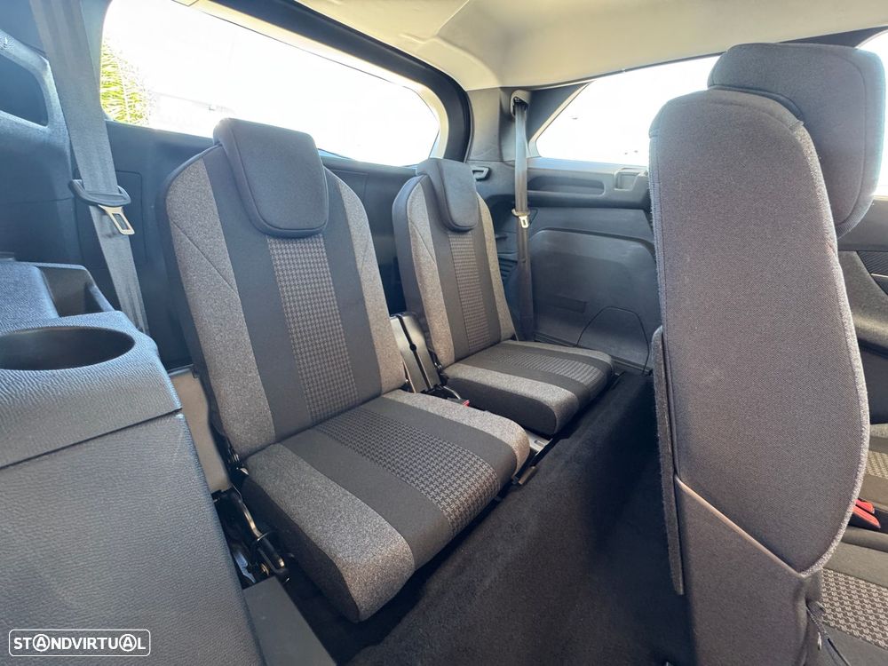 Peugeot 5008 1.5 BlueHDi Active Pack EAT8 - 24