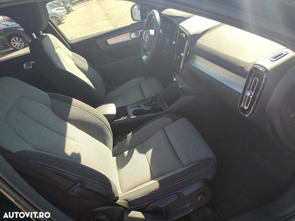Volvo XC 40 Recharge T4 Twin Engine AT7 Inscription Expression - 3