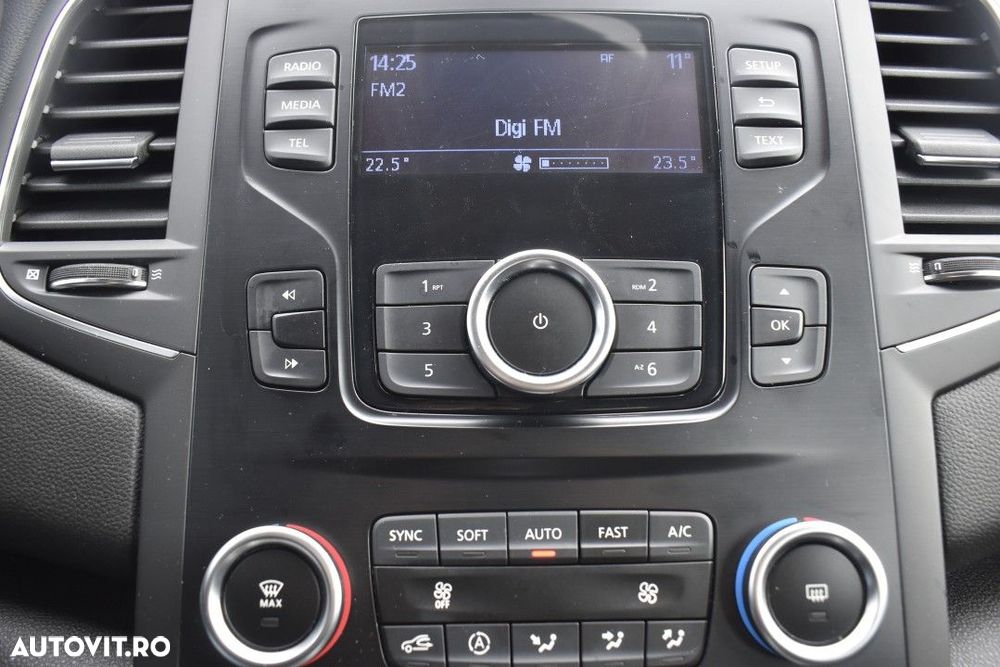 Renault Megane Blue dCi 116 EDC Zen - 19