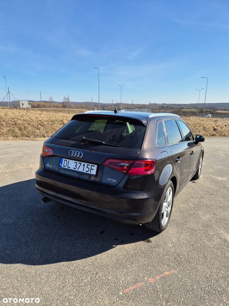 Audi A3 Sportback - 6
