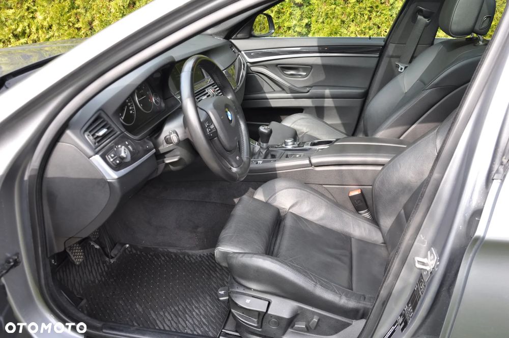 BMW Seria 5 520d Modern Line - 20