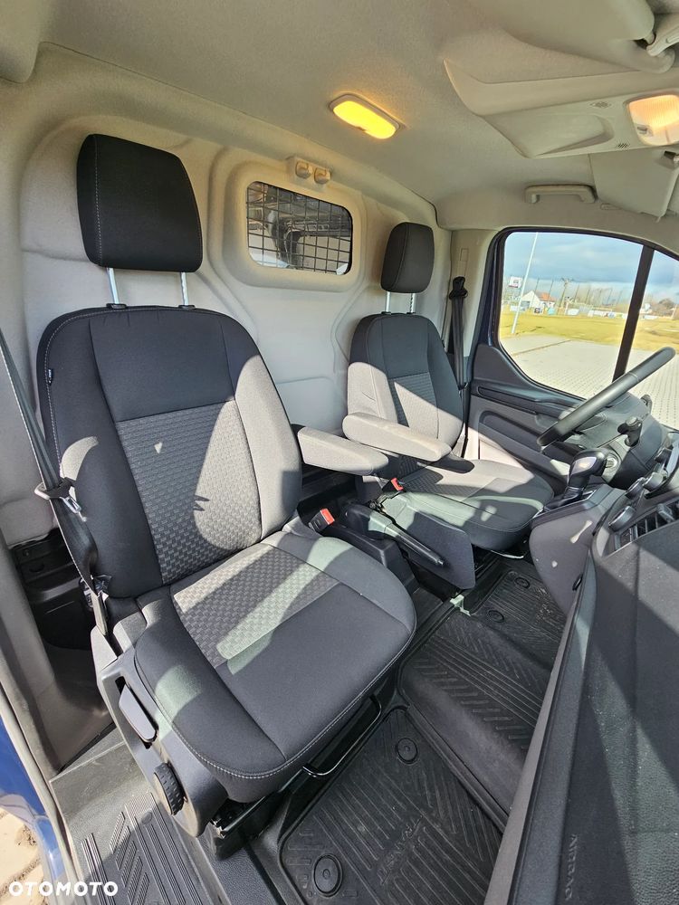 Ford Transit Custom - 8
