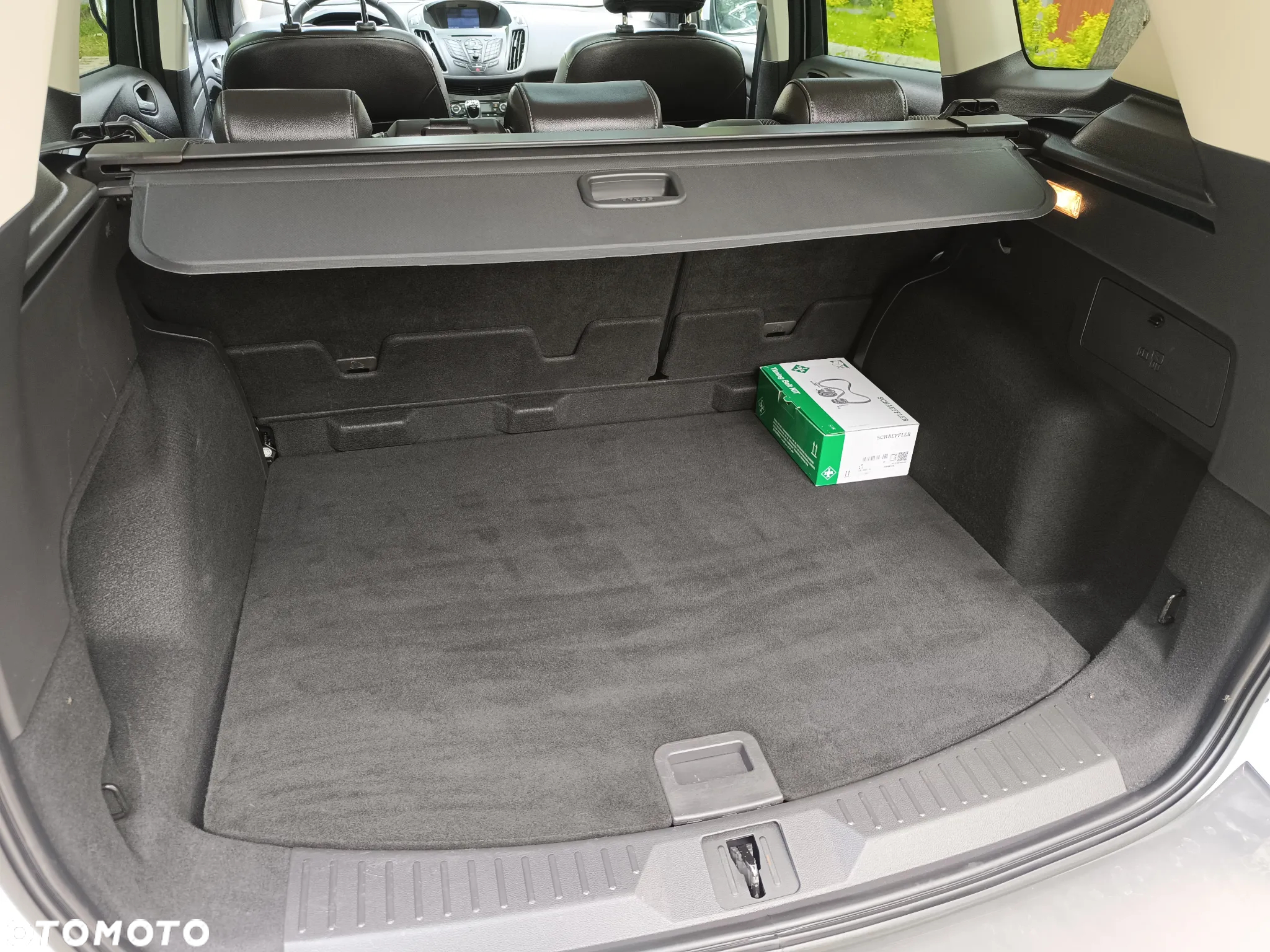 Ford Kuga 1.6 EcoBoost 2x4 Trend - 28