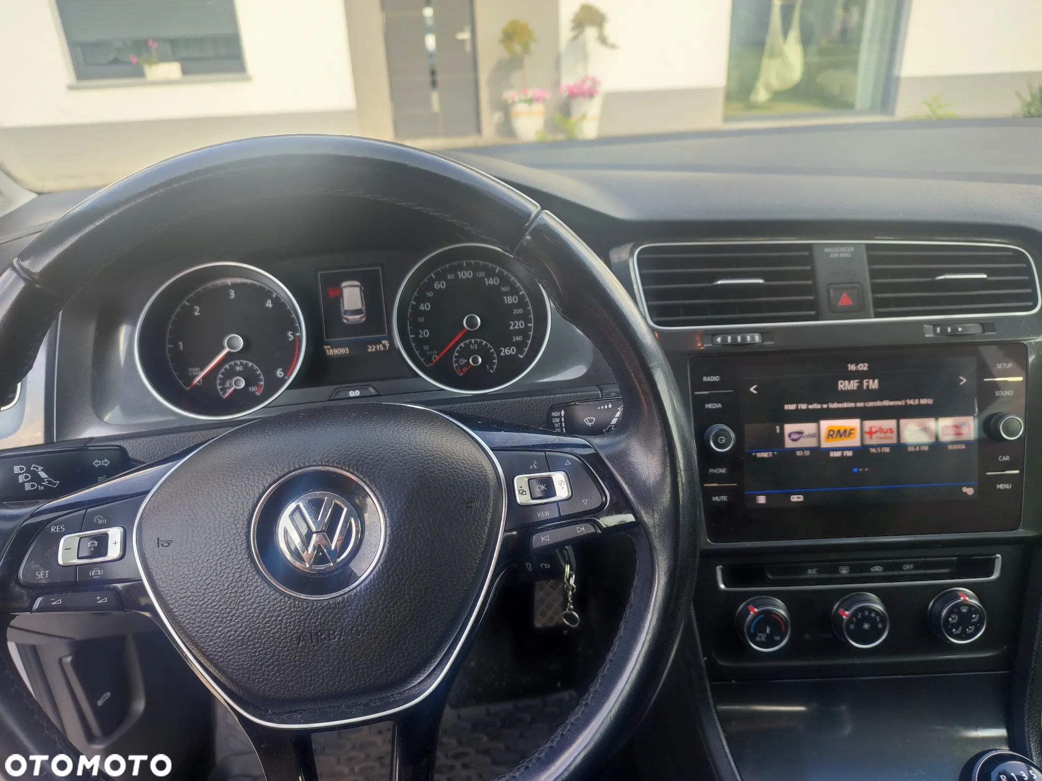 Volkswagen Golf VII 1.6 TDI BMT Comfortline - 2