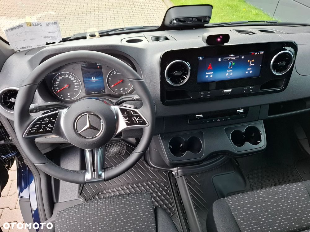 Mercedes-Benz Sprinter 319 CDI Furgon SELECT długi 4325 mm L3H2 - 23