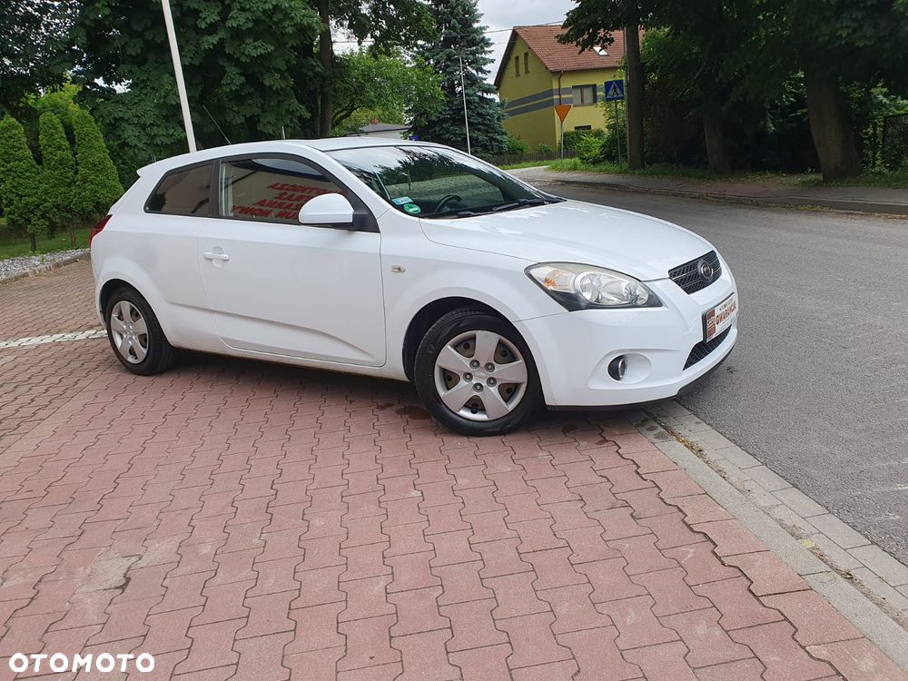 Kia ProCeed 1.6 CVVT LX - 29