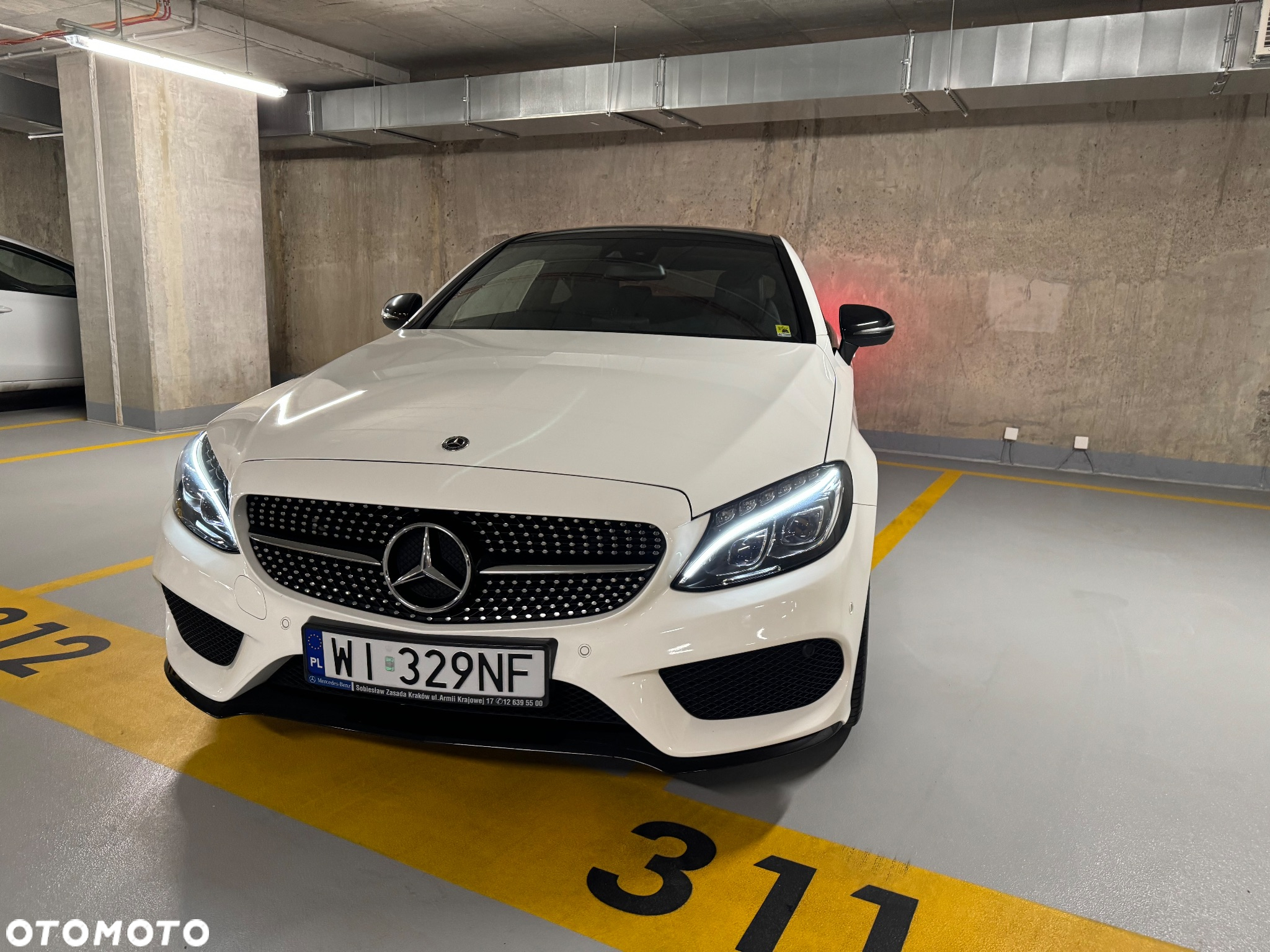 Mercedes-Benz Klasa C 200 4-Matic 9G-TRONIC - 3