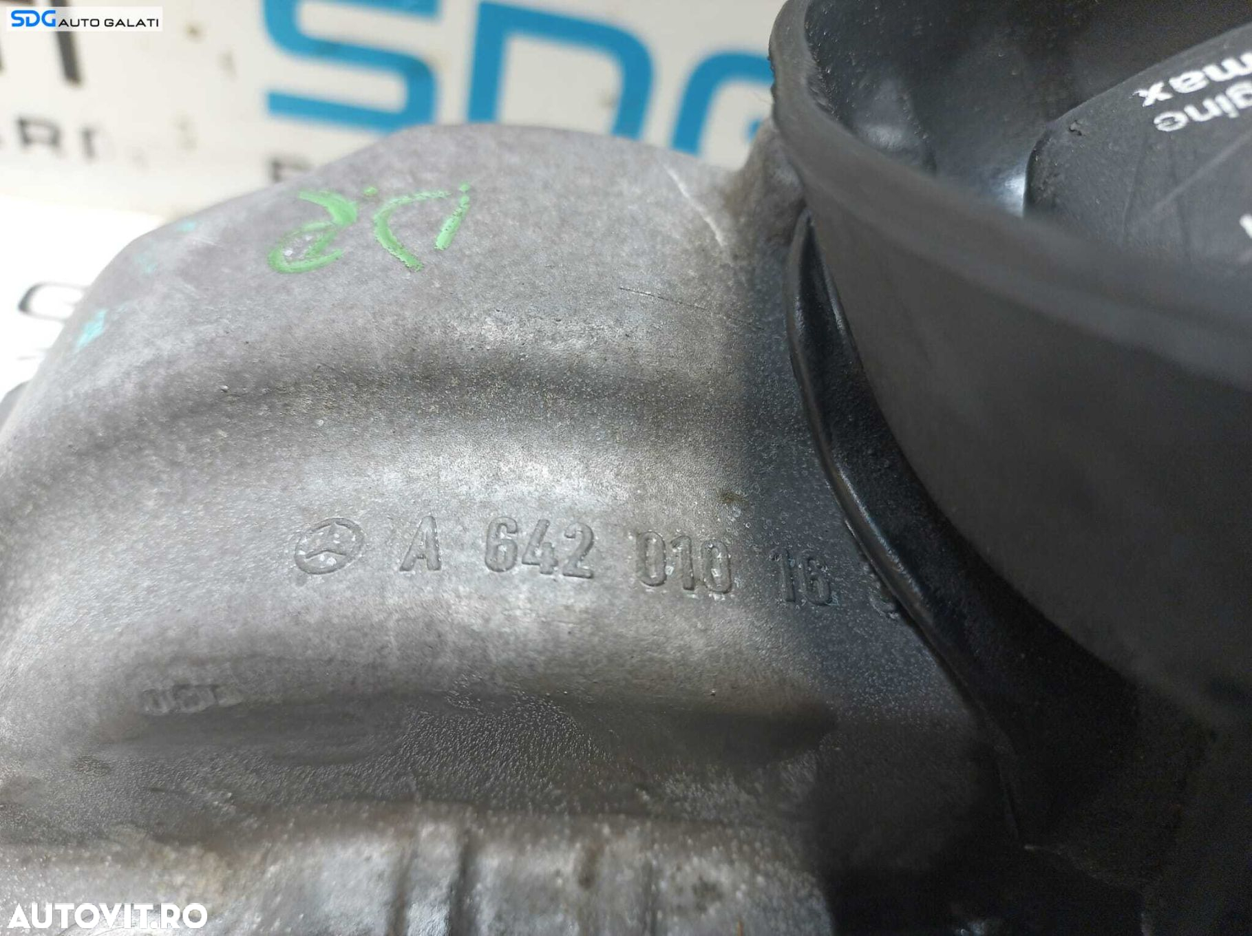 Capac Culbutori Chiulasa Chiuloasa Dreapta OM642 642930 Mercedes Clasa ML Class W164 320CDI 350CDI 3.0 CDI 2005 - 2011 Cod A6420101630 [X3562] - 3