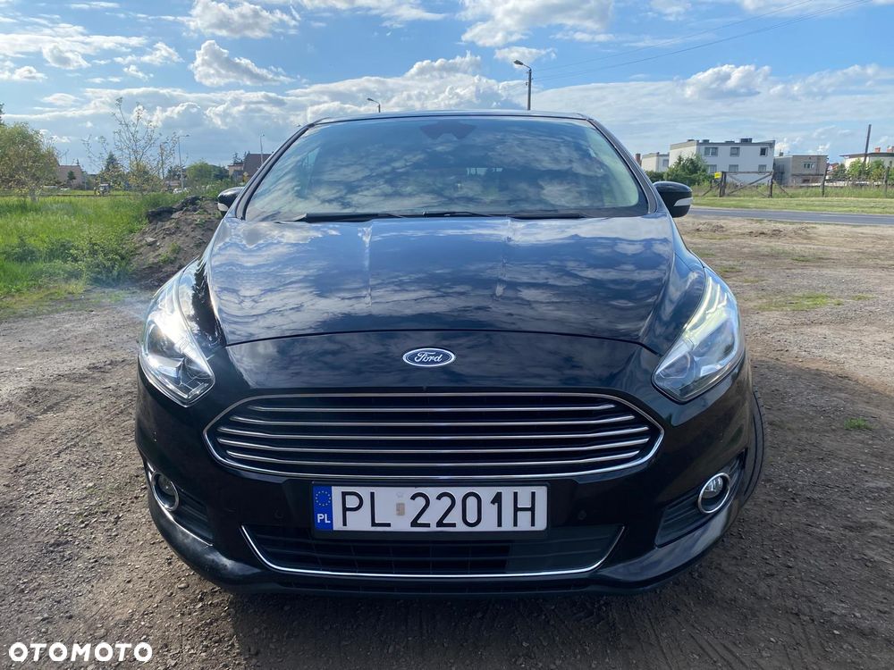 Ford S-Max 2.0 TDCi Titanium PowerShift - 6