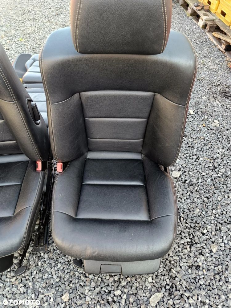 MERCEDES W212 AMG SEDAN FOTELE TAPICERKA KANAPA SKÓRA FOTEL BIAŁA NIĆ - 2