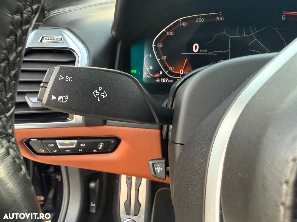 BMW Seria 8 - 31