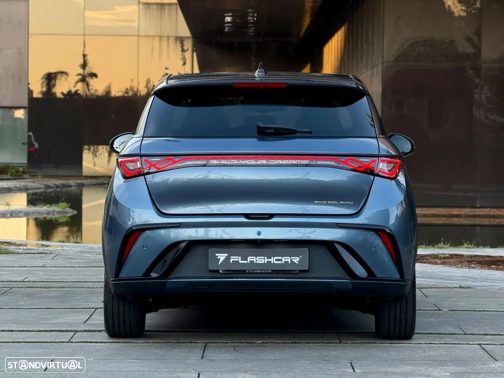 BYD Dolphin 60.4 kWh Design - 31