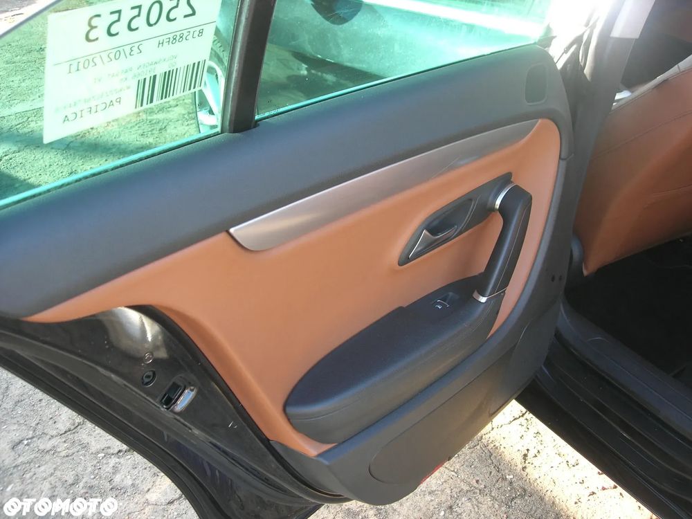 Volkswagen Passat CC 2.0 TDI DPF BMT - 18