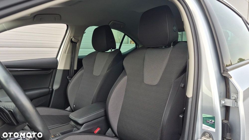 Skoda Octavia 2.0 TDI Ambition DSG - 12