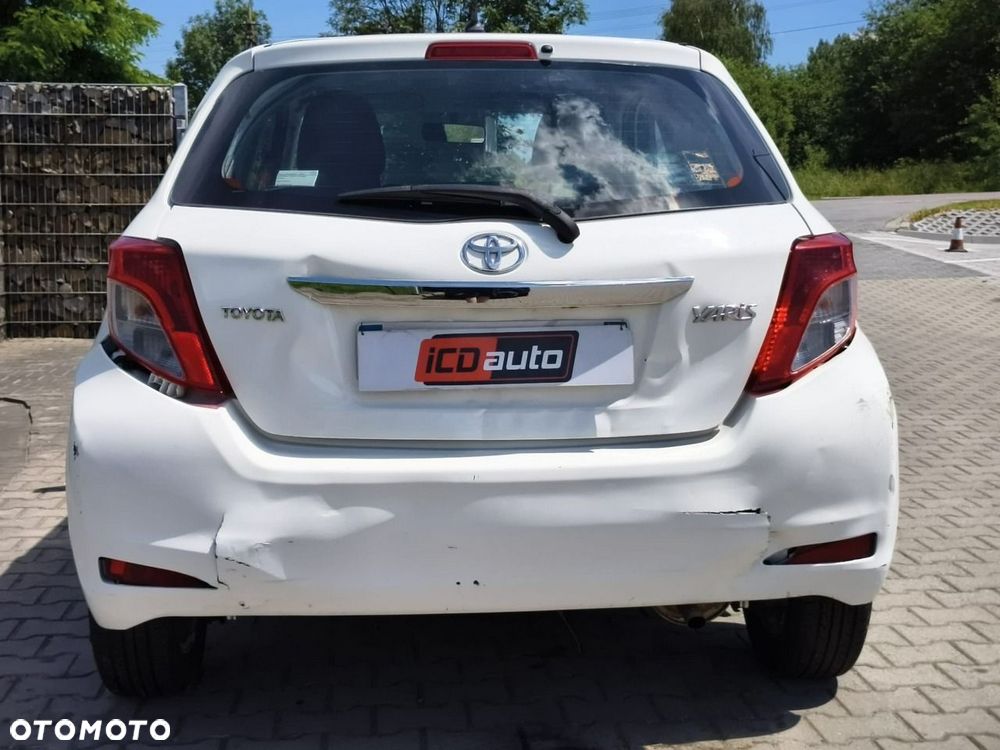 Toyota Yaris - 6