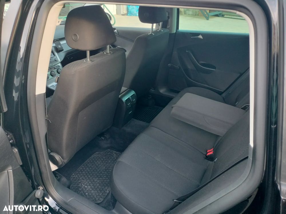 Volkswagen Passat - 9