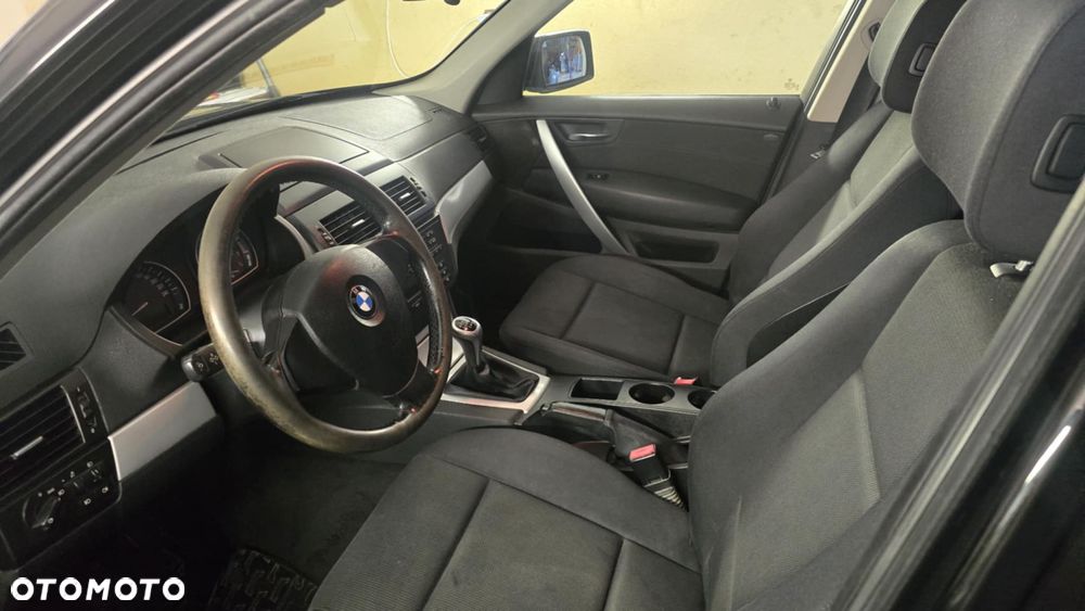 BMW X3 xDrive20i - 33